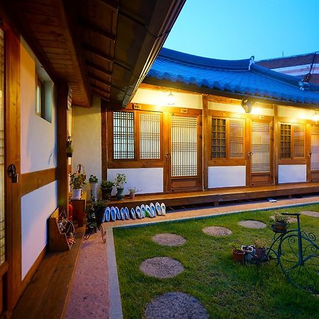 Hanok Dream Jeonju Exterior photo