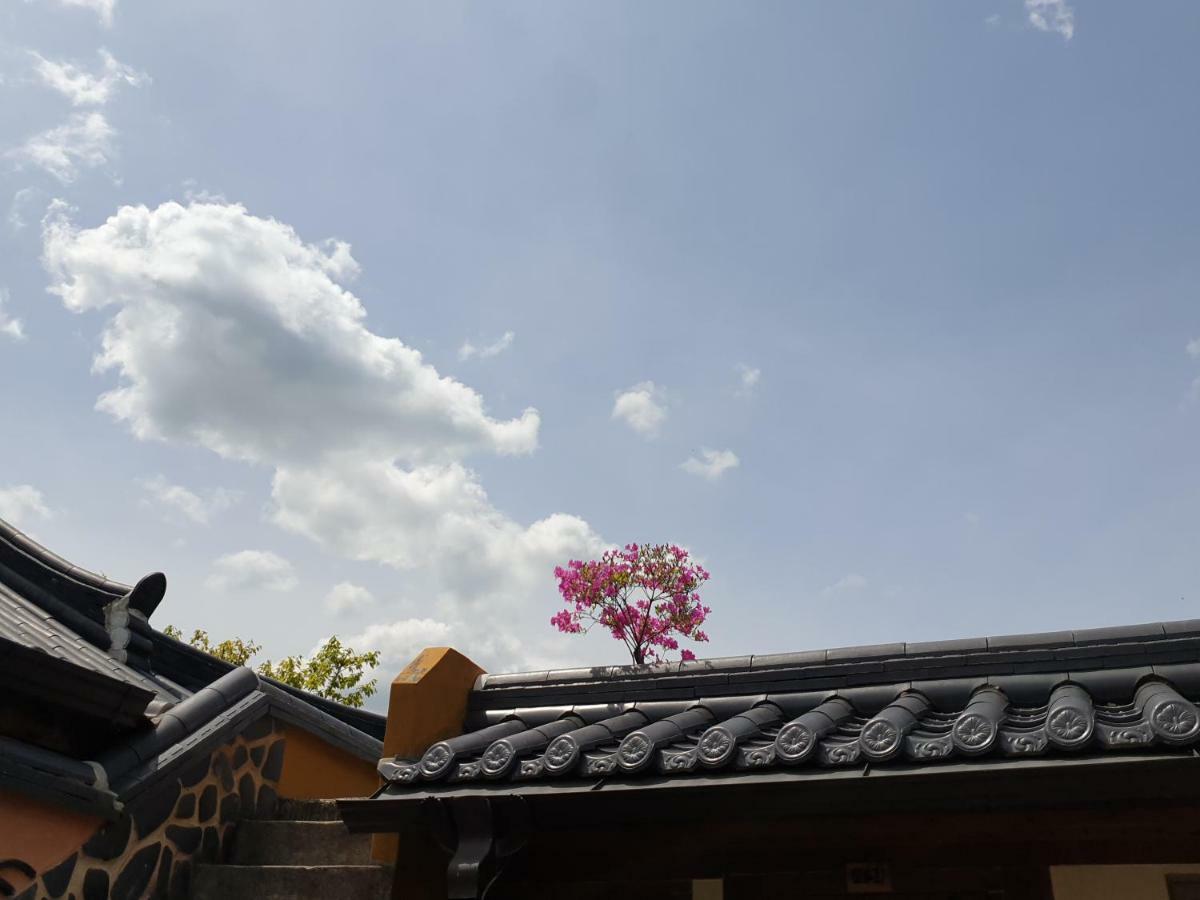 Hanok Dream Jeonju Exterior photo